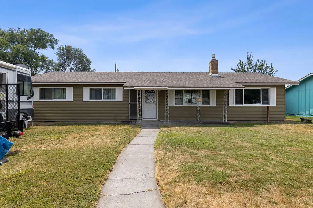 570 NW 5th Street Prineville OR 97754