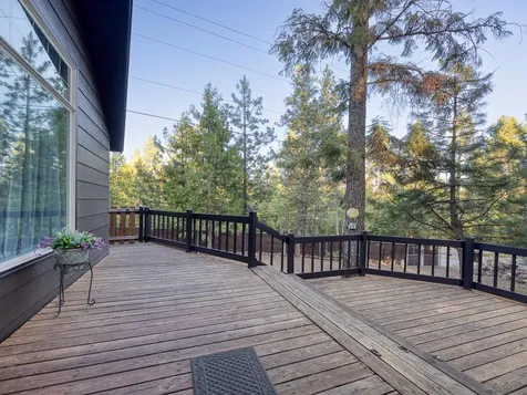 26328 Forest Park Lane Klamath Falls OR 97601