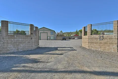 21 Ball Road Eagle Point OR 97524
