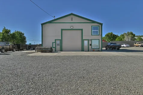 21 Ball Road Eagle Point OR 97524