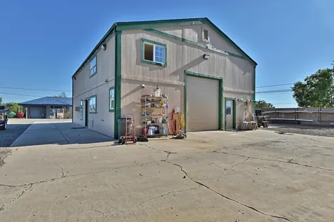 21 Ball Road Eagle Point OR 97524
