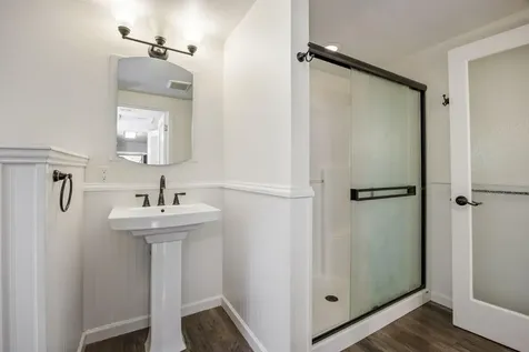 207 Bain Street Talent OR 97540