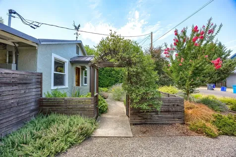 207 Bain Street Talent OR 97540