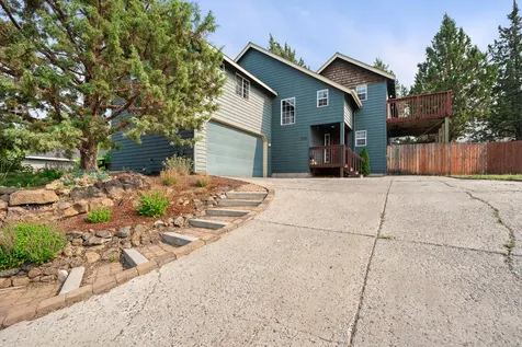 2293 NE Lynda Lane Bend OR 97701