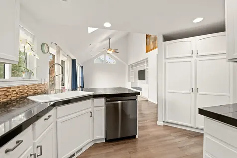 2293 NE Lynda Lane Bend OR 97701