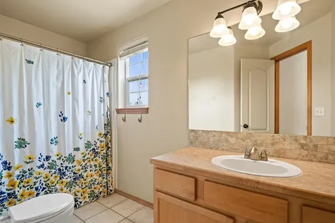 2293 NE Lynda Lane Bend OR 97701