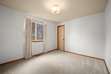 2293 NE Lynda Lane Bend OR 97701