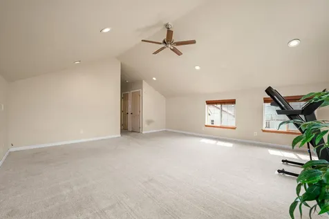 2293 NE Lynda Lane Bend OR 97701