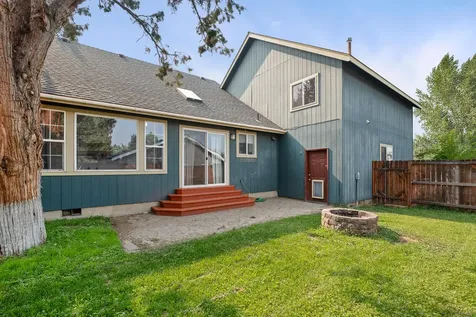 2293 NE Lynda Lane Bend OR 97701