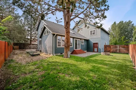 2293 NE Lynda Lane Bend OR 97701