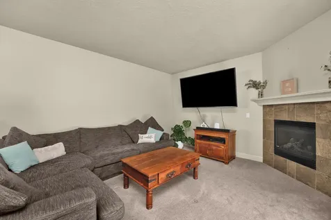 20701 Tango Creek Avenue Bend OR 97701