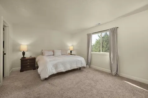 20701 Tango Creek Avenue Bend OR 97701