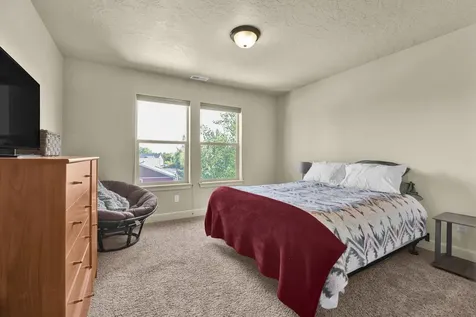20701 Tango Creek Avenue Bend OR 97701