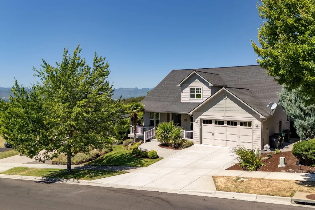4809 Bordeaux Avenue Medford OR 97504