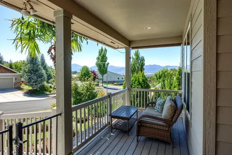 4809 Bordeaux Avenue Medford OR 97504