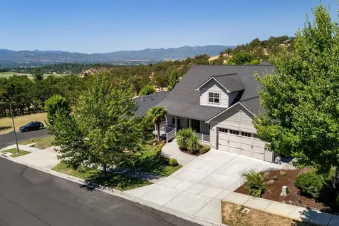 4809 Bordeaux Avenue Medford OR 97504