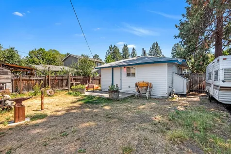 1122 NW Kingston Avenue Bend OR 97703