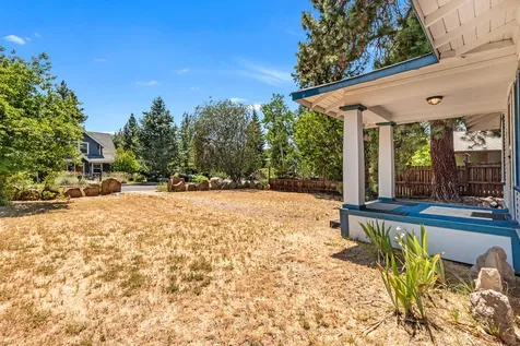 1122 NW Kingston Avenue Bend OR 97703