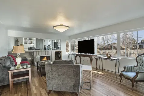 2651 N Main Street Prineville OR 97754
