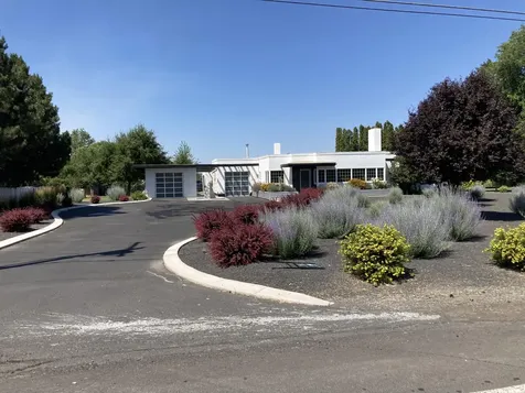 2651 N Main Street Prineville OR 97754
