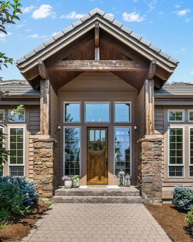 19202 Green Lakes Loop Bend OR 97702