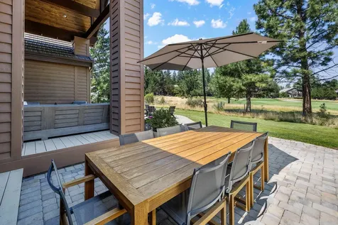 19202 Green Lakes Loop Bend OR 97702