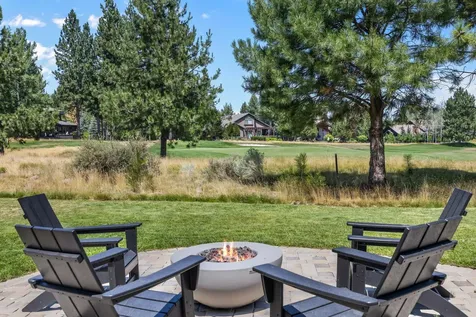 19202 Green Lakes Loop Bend OR 97702