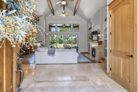 19202 Green Lakes Loop Bend OR 97702