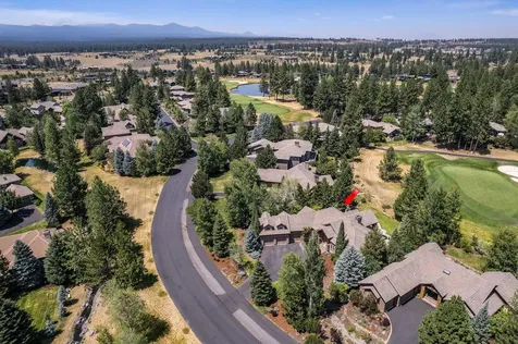 19202 Green Lakes Loop Bend OR 97702