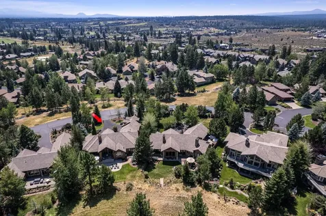 19202 Green Lakes Loop Bend OR 97702