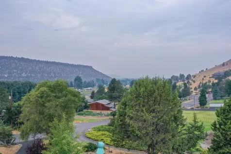 2949 SE Hill Street Prineville OR 97754