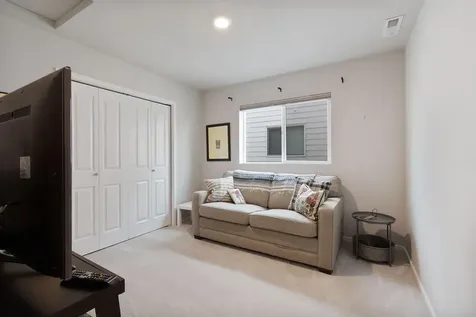 20621 SE Gemstone Avenue Bend OR 97702