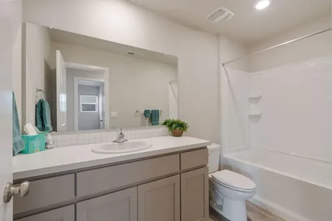 20621 SE Gemstone Avenue Bend OR 97702