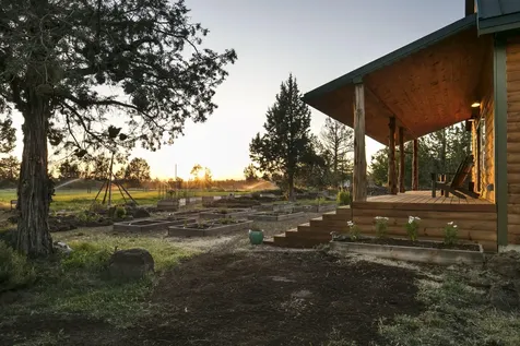 6829 NE 41st Street Redmond OR 97756