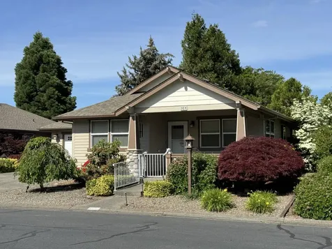 918 Schaefers Lane Grants Pass OR 97526