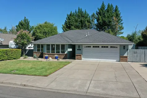 2449 Greenridge Drive Medford OR 97504