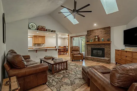 2449 Greenridge Drive Medford OR 97504