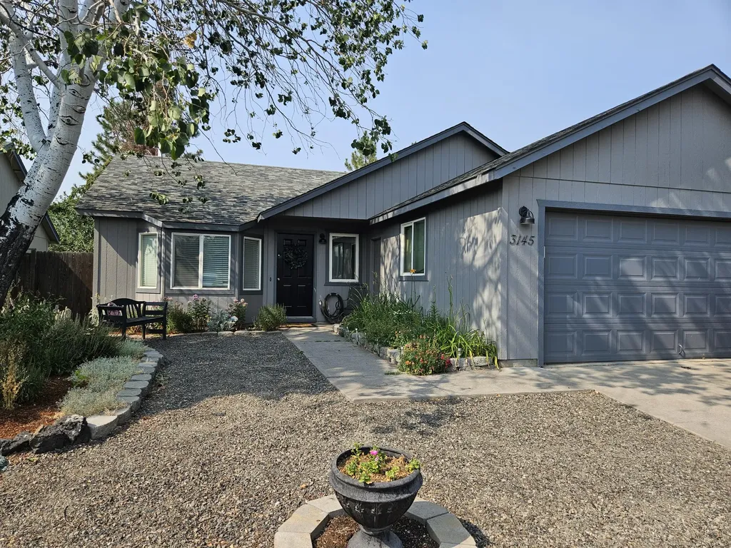 3145 SW Metolius Avenue Redmond OR 97756