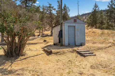1200 SW Rimrock Road Prineville OR 97754