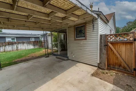 847 SW 14th Street Redmond OR 97756