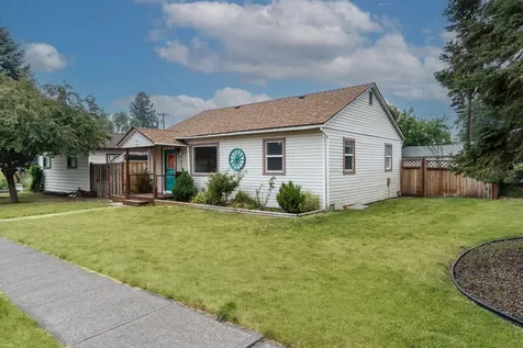 847 SW 14th Street Redmond OR 97756