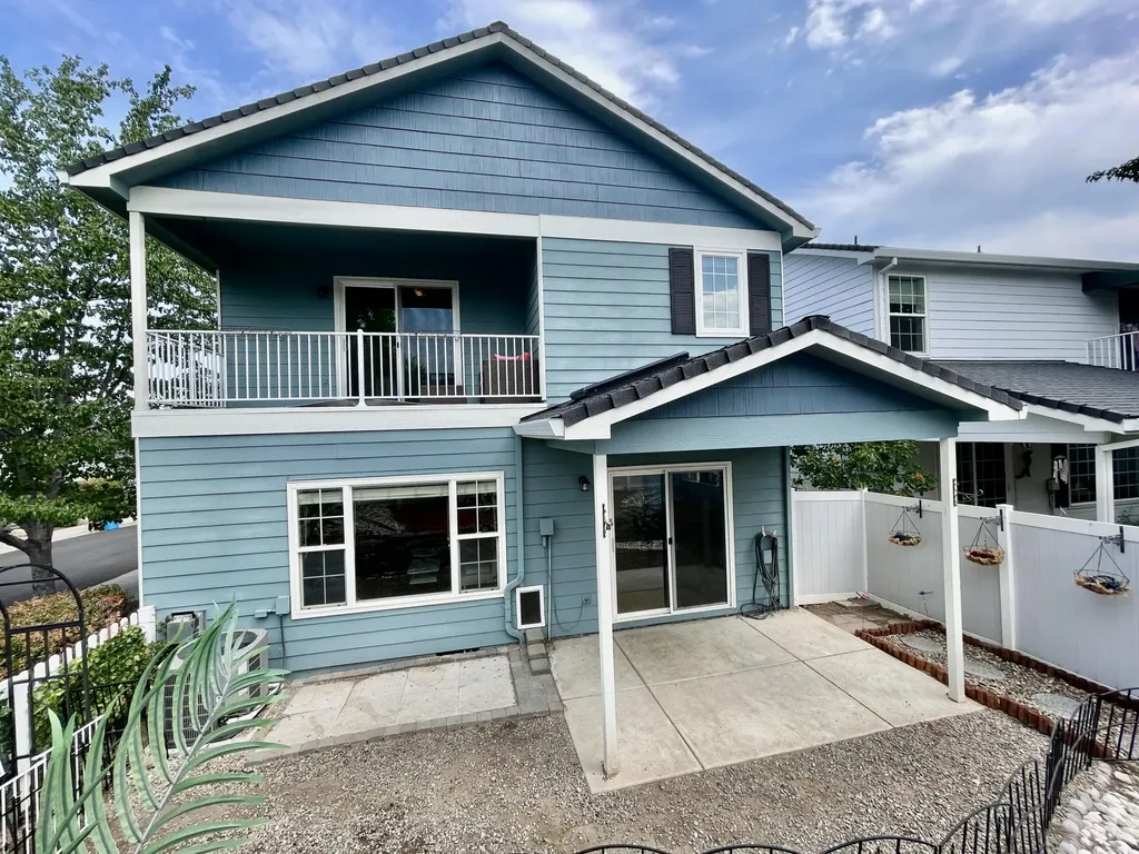 341 Meadow Drive Ashland OR 97520