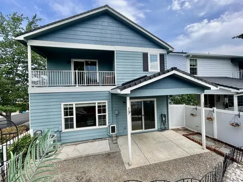 341 Meadow Drive Ashland OR 97520