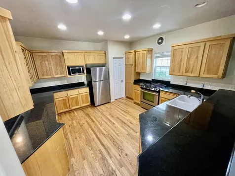 341 Meadow Drive Ashland OR 97520