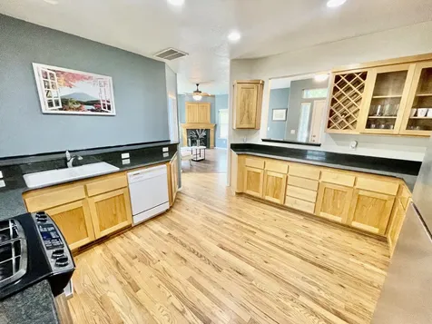341 Meadow Drive Ashland OR 97520