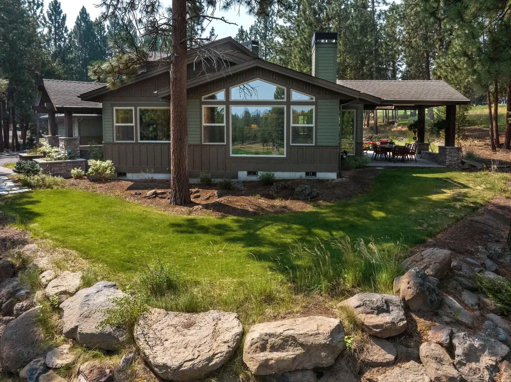 3525 NW Mccready Drive Bend OR 97703
