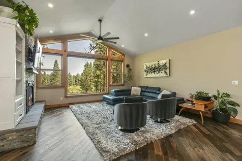 3525 NW Mccready Drive Bend OR 97703
