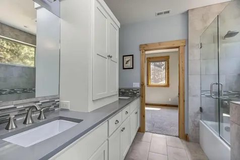3525 NW Mccready Drive Bend OR 97703