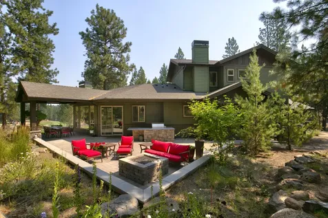 3525 NW Mccready Drive Bend OR 97703