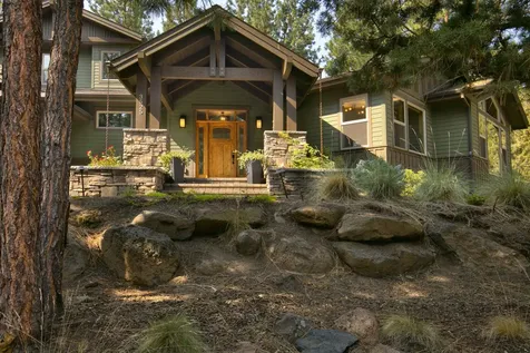 3525 NW Mccready Drive Bend OR 97703